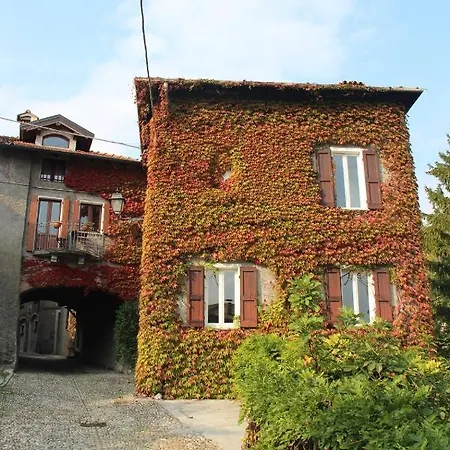 The House On The Bridge- La Casa Sul Ponte Casa de Férias Menaggio