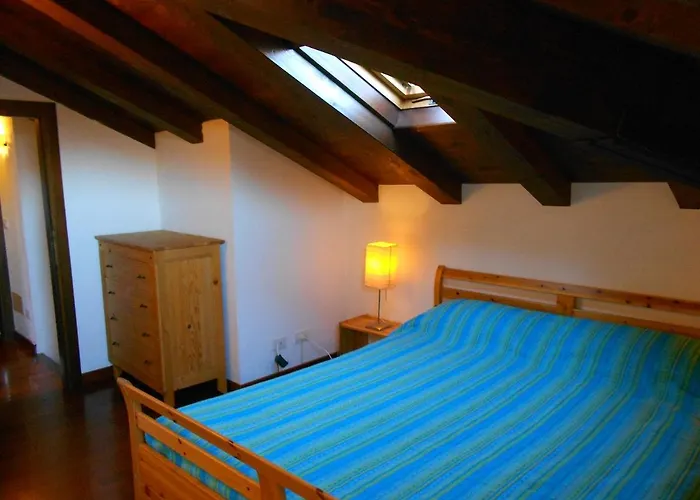 The House On The Bridge- La Casa Sul Ponte *