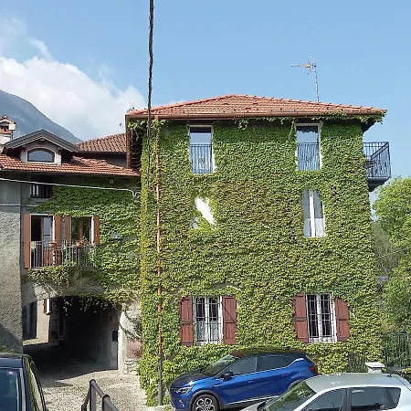 The House On The Bridge- La Casa Sul Ponte Holiday home *